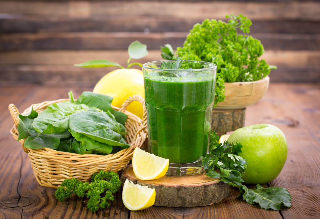 Vitaminreiche Getränke und Speisen für eine gesunde Darmflora